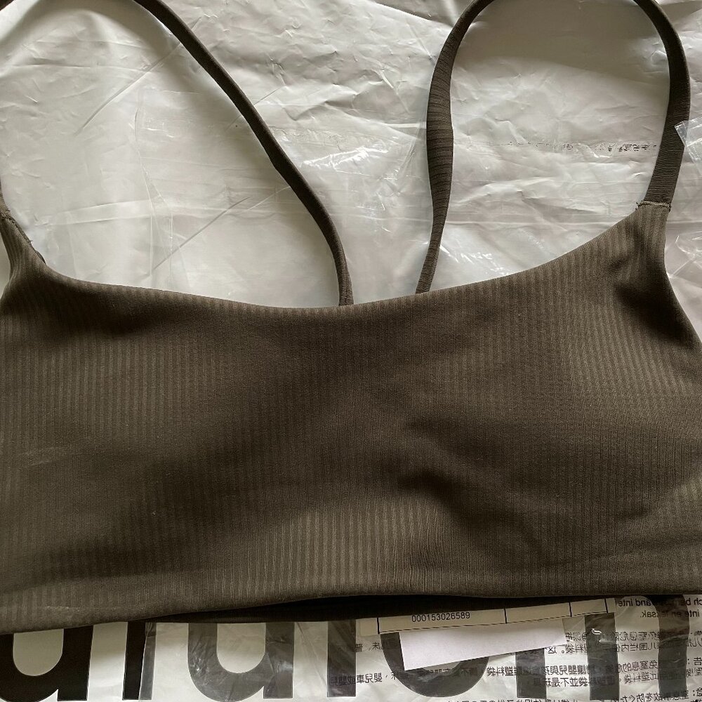Lululemon Sports Bra: Wunder Train Strappy Racer Ribbed A/B Cup - size 2 - green